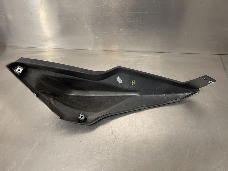 Yamaha Aerox 50 4T 2018 Kåpe bak høyre