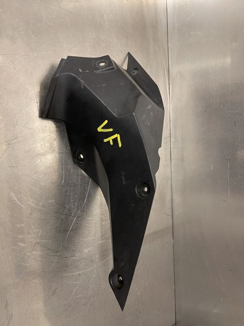 Hovedbilde KTM Duke 125 2020 Tank kåpe foran venstre 