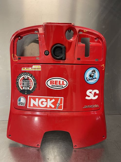 Hovedbilde Vespa GTS 250 2006 Deksel hanskerom 