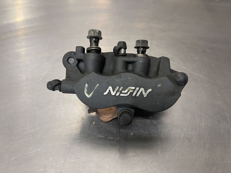 Honda VFR 800 2002 Bremsecaliper foran venstre