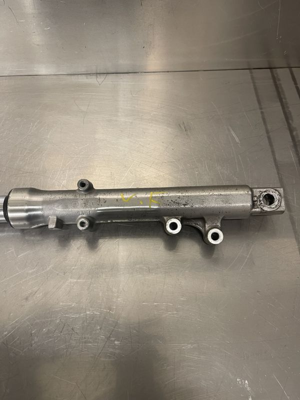 Kawasaki ER5 2001 Gaffelbein venstre 