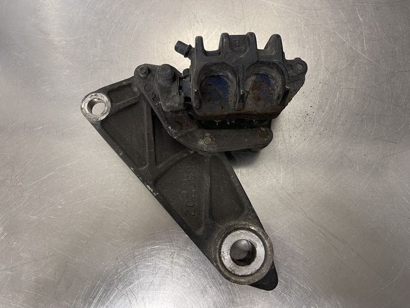 Triumph Legend 900 2000 Bremsecaliper bak