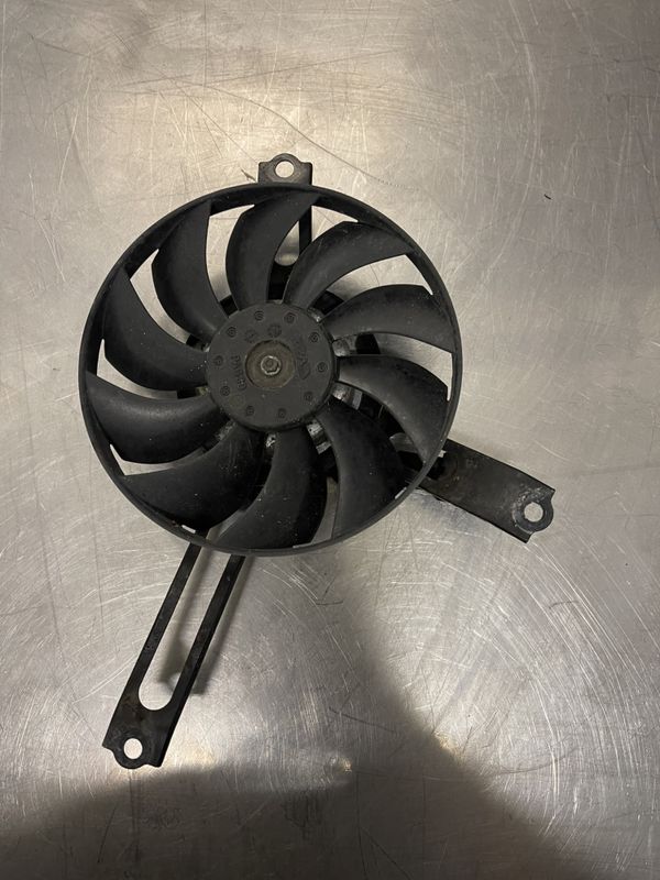 Honda CBR 1000RR 2008 Kjølevifte radiator venstre