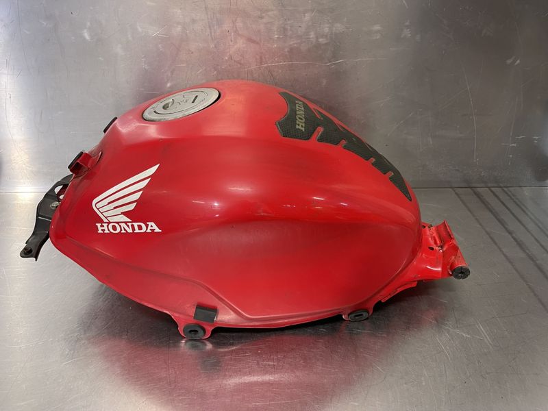 Honda CBR 125 2015 Bensintank