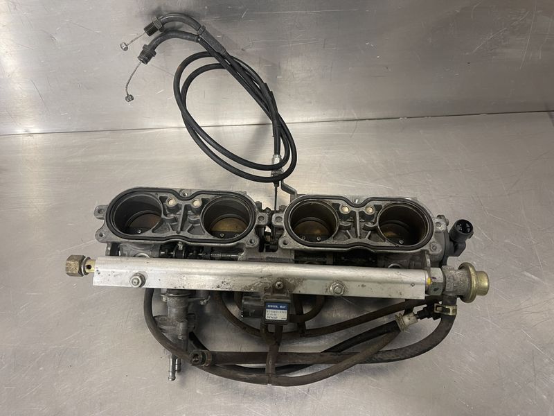 Honda CBR 1100XX 2000 Gasspjeld