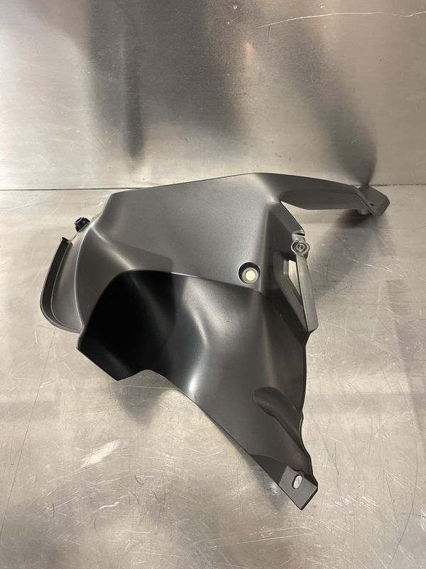BMW R1200 GSA 2017 Kåpe nedre kne venstre