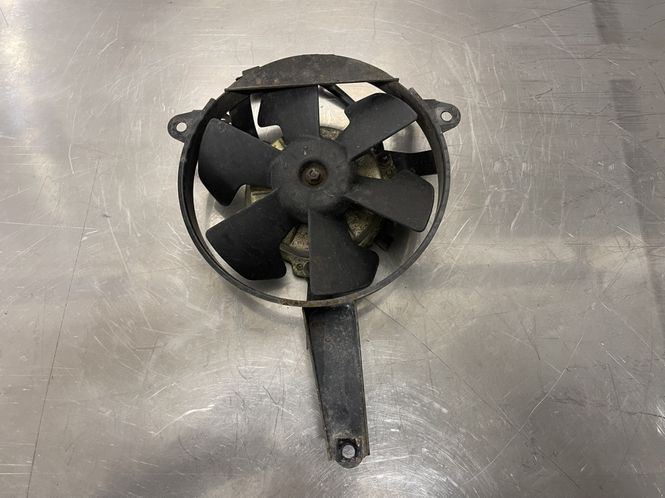 Hovedbilde Yamaha R6 1999 Kjølevifte radiator 