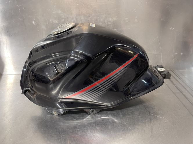 Hovedbilde Honda CB 125 F 2017 Bensintank