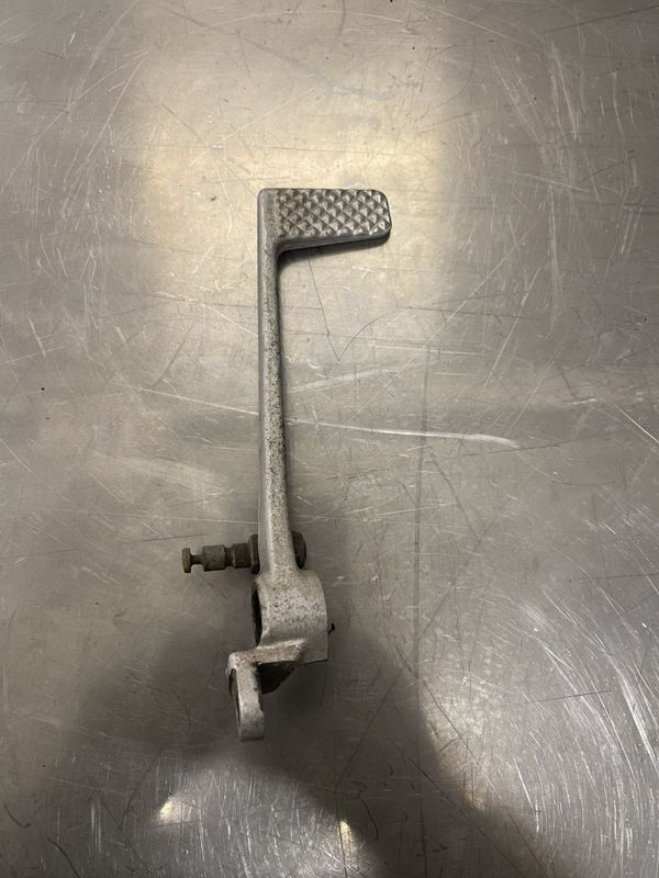 Yamaha R6 1999 Bremsepedal 