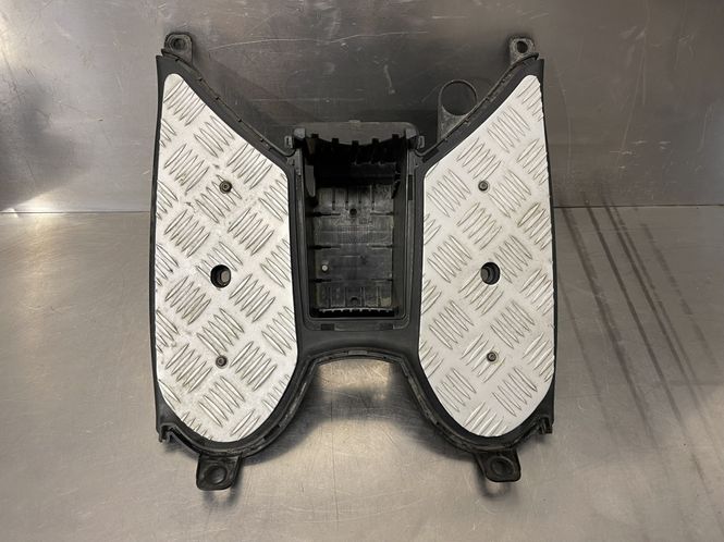 Hovedbilde Peugeot Kisbee 2019 Fotbrett