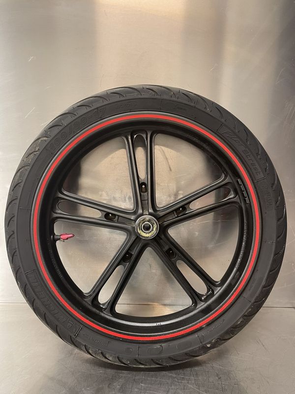 Yamaha YZF R125 2008-2013 Framhjul