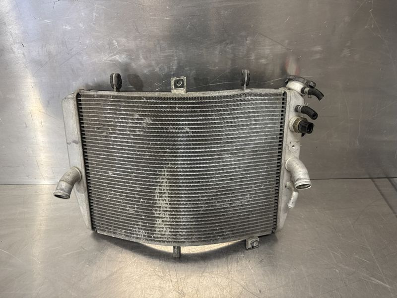 Suzuki GSXR 600 2005 K5 Radiator