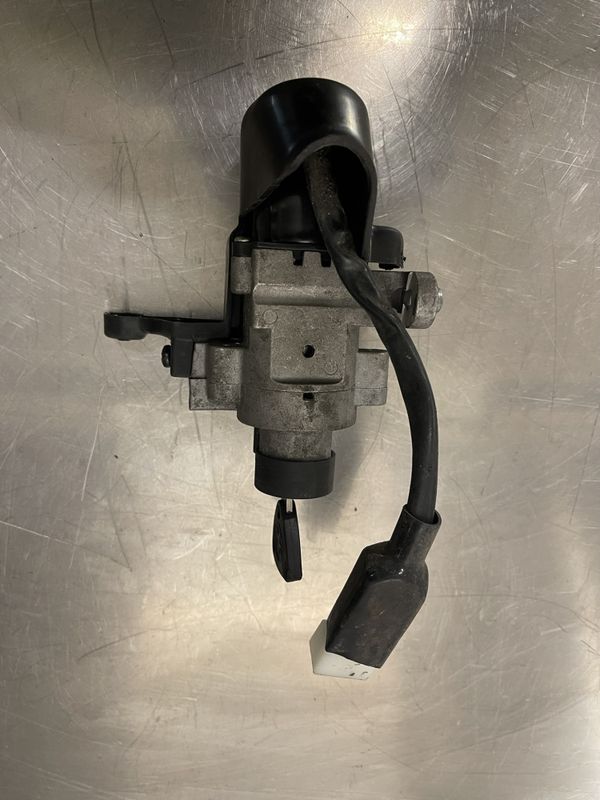 Peugeot Speedfight 4 Tenningslås
