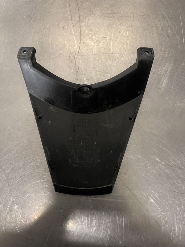 Honda CBR 125 2013 Bak kåpe øvre 