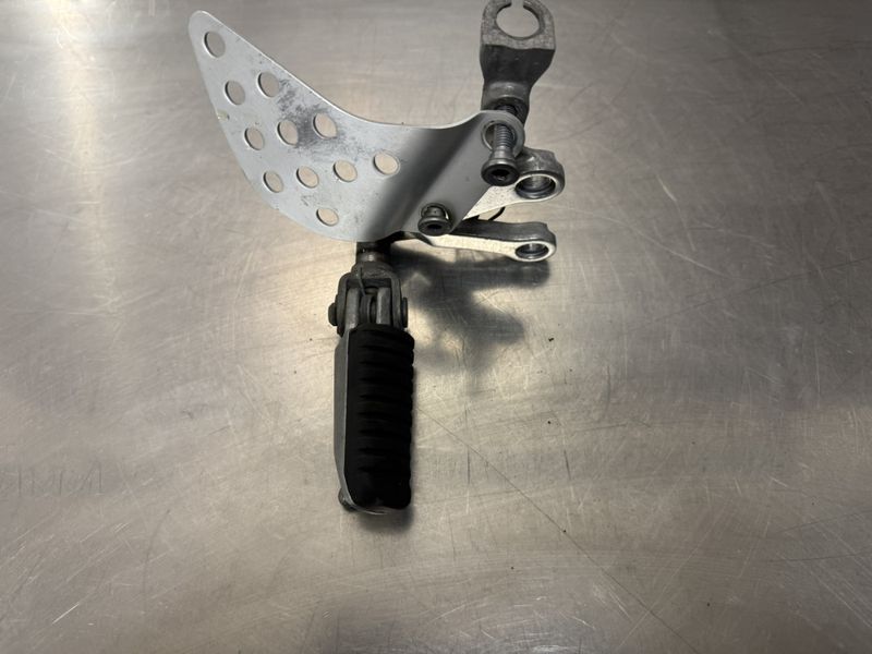 Kawasaki Ninja ZX-6R 1998 Fothviler m/brakett fører venstre