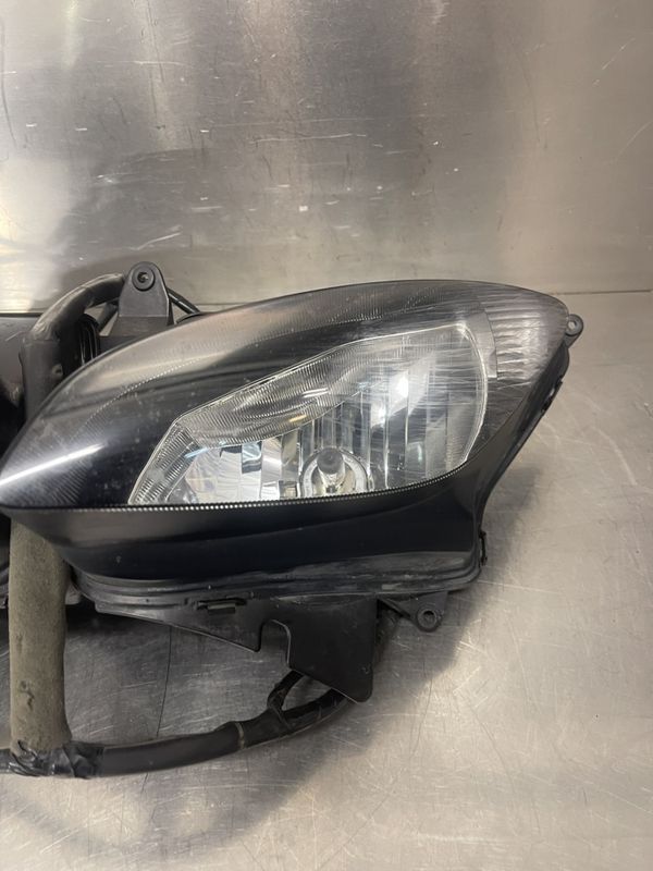 Yamaha FZ8-S 2014 Frontlykt