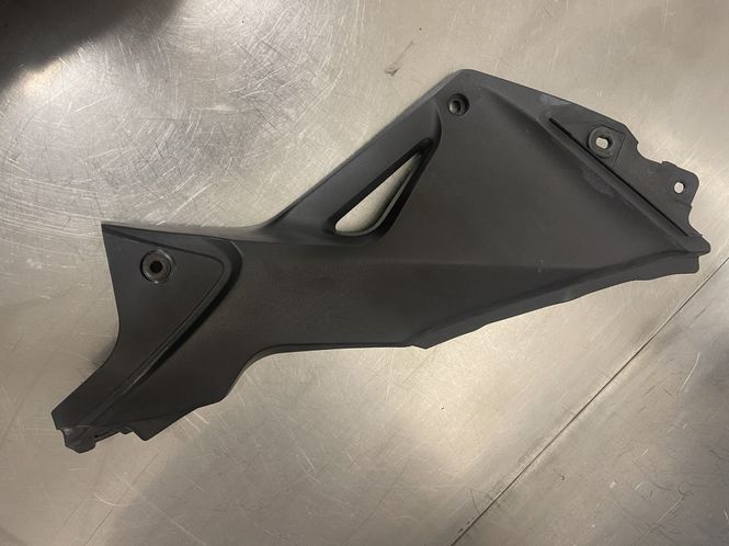 Hovedbilde Honda CBR 125 2015 Sidekåpe høyre