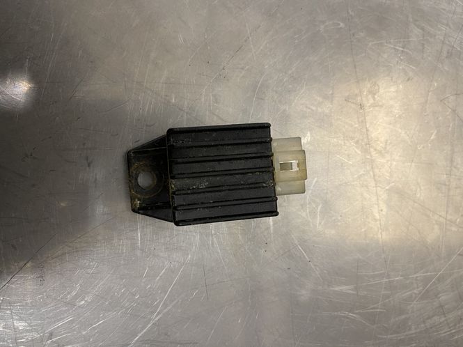 Hovedbilde Peugeot Speedfight 4 Spenningsregulator 