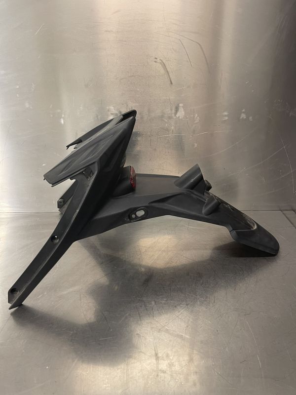 Piaggio Typhoon 50 2T 2020 Bakskjerm/ skiltoppheng 