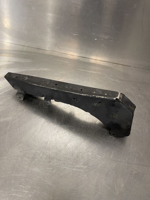 Hovedbilde Husqvarna Svartpilen 401 2023 Varmebeskyttelse motor 