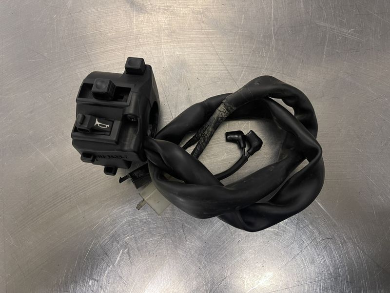 Honda CBR 125 2012 Bryterpanel venstre