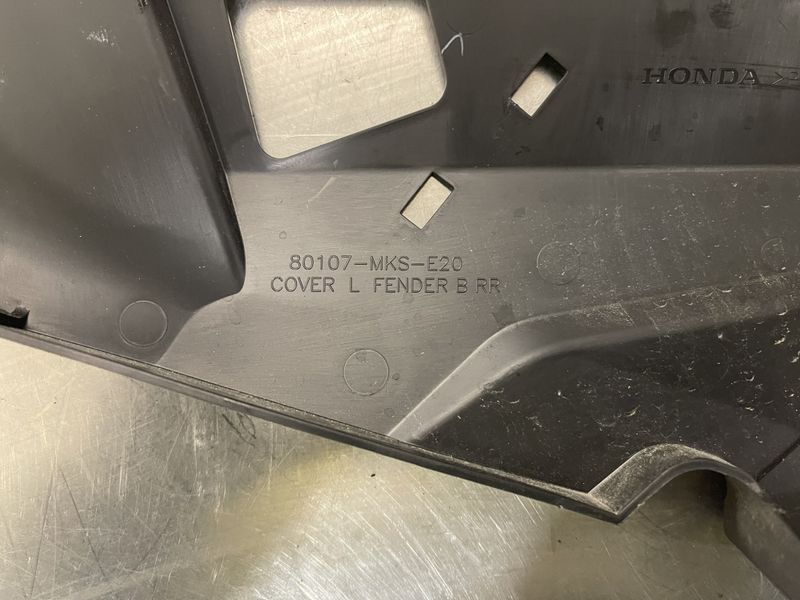 Honda Africa Twin CRF 1100 2021 Deksel venstre