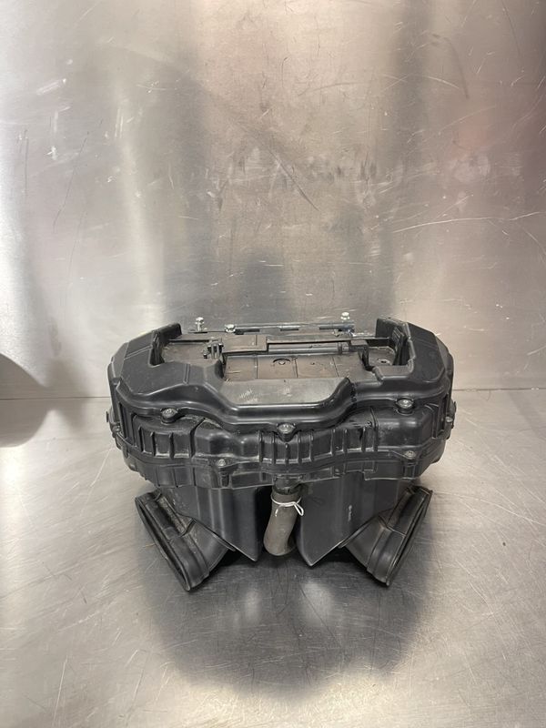 Honda CBR 1000RR  2008 Luftfilterboks 